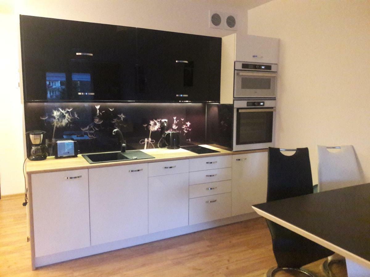Kolobrzeg Polanki Park G&M Apartment Ngoại thất bức ảnh
